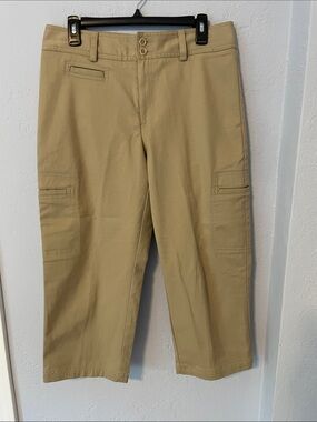 Women’s Dockers Tan Cargo Style Pants